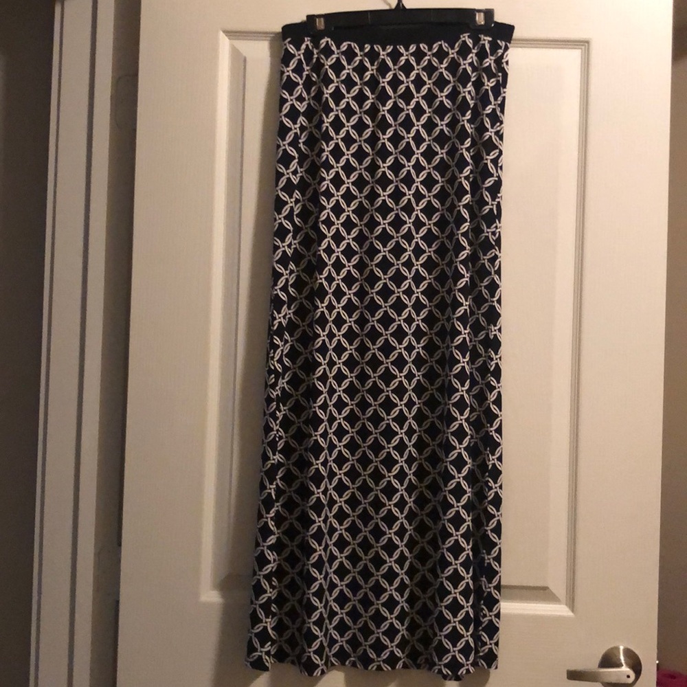 WHBM black & white maxi skirt, Small